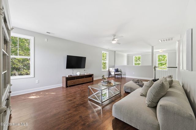 148 Majestic Oaks Drive, Hampstead, NC 28443