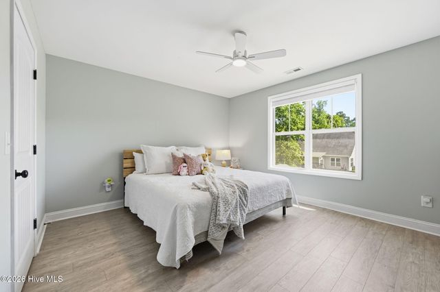 148 Majestic Oaks Drive, Hampstead, NC 28443