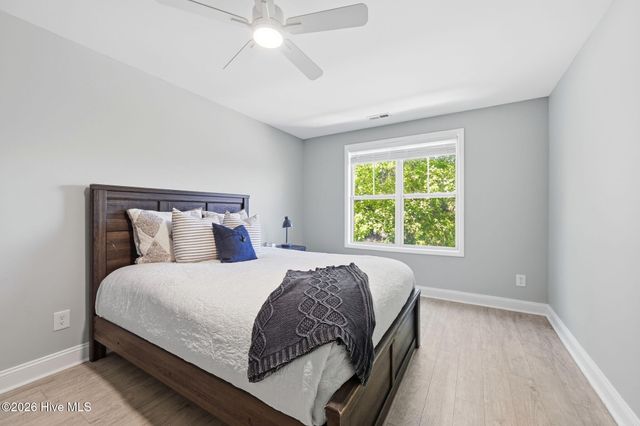 148 Majestic Oaks Drive, Hampstead, NC 28443