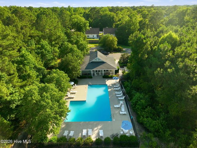 148 Majestic Oaks Drive, Hampstead, NC 28443