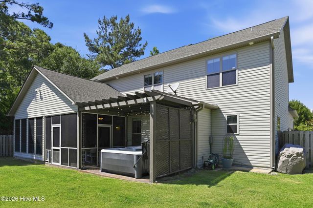 148 Majestic Oaks Drive, Hampstead, NC 28443