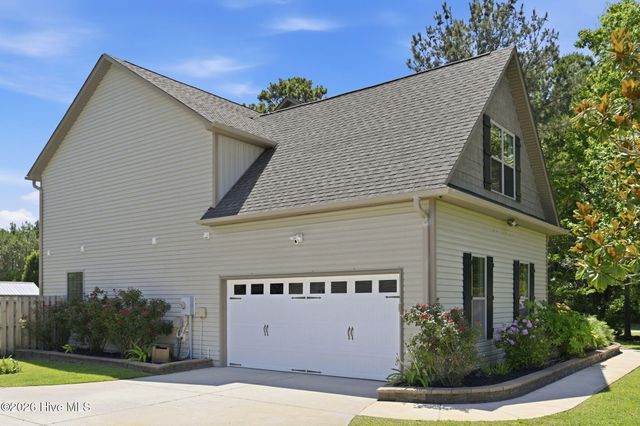 148 Majestic Oaks Drive, Hampstead, NC 28443