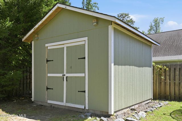 148 Majestic Oaks Drive, Hampstead, NC 28443