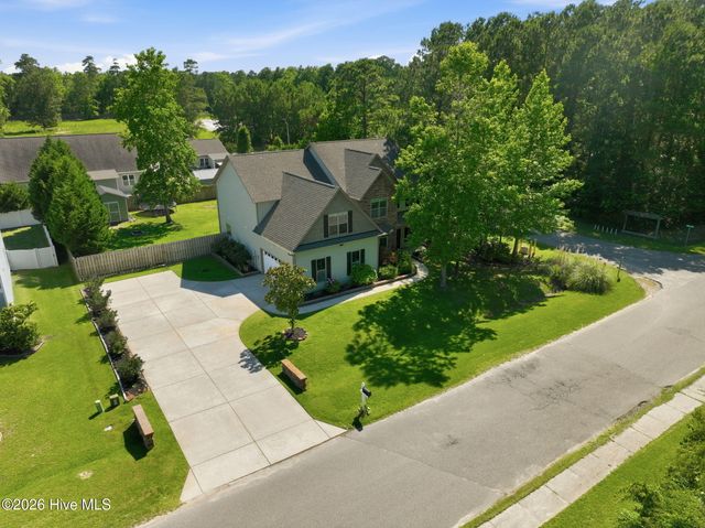 148 Majestic Oaks Drive, Hampstead, NC 28443