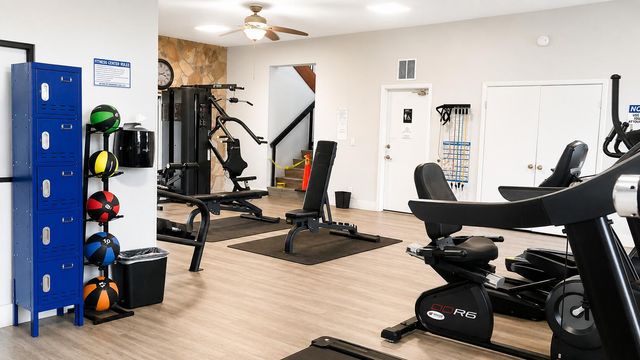 192 Springdale Circle, Palm Springs, FL 33461