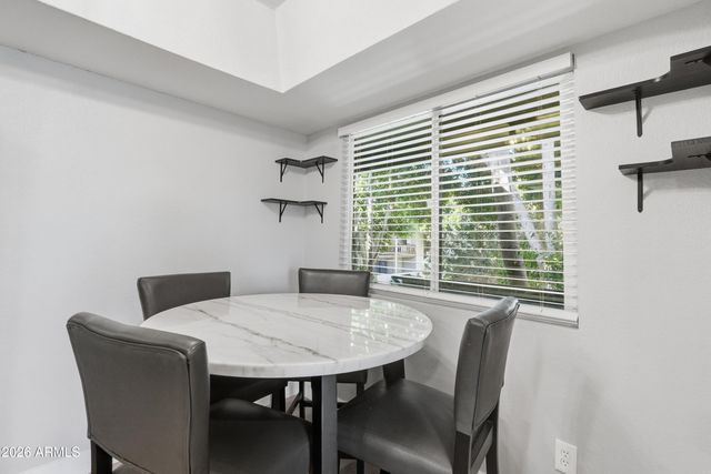 520 N STAPLEY Drive 227, Mesa, AZ 85203