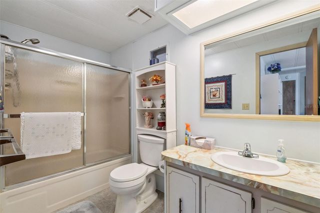 221 PINEWOOD DRIVE, Eustis, FL 32726