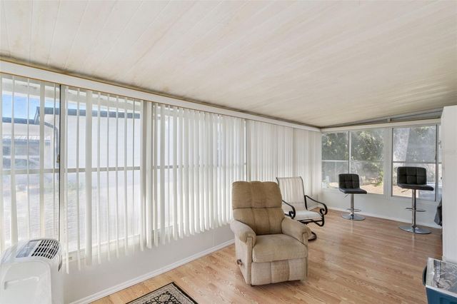 221 PINEWOOD DRIVE, Eustis, FL 32726