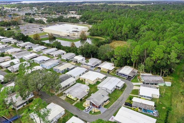 221 PINEWOOD DRIVE, Eustis, FL 32726