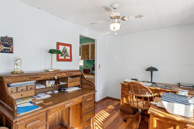 221 PINEWOOD DRIVE, Eustis, FL 32726