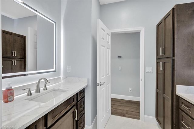 5346 SW 10th AVE, Cape Coral, FL 33914