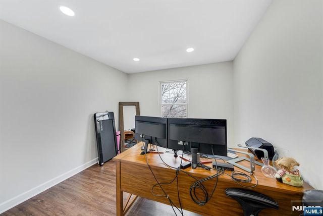 994 Boxwood Court, Mahwah, NJ 07430