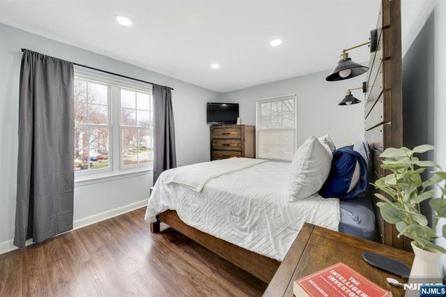 994 Boxwood Court, Mahwah, NJ 07430