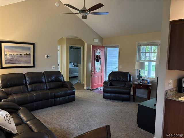 243 Ruddiman Drive, Muskegon, MI 49445