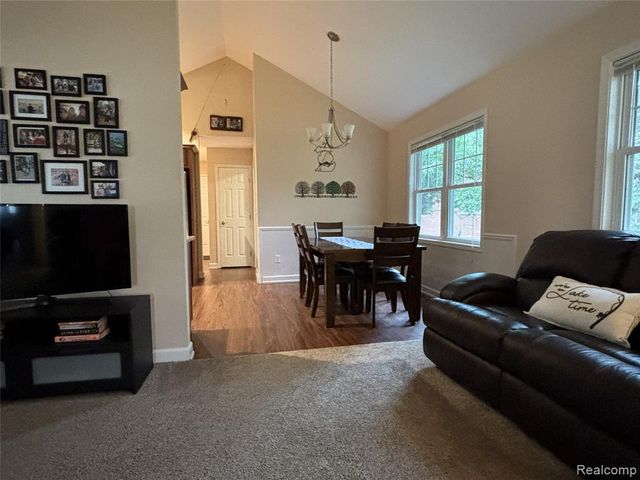 243 Ruddiman Drive, Muskegon, MI 49445