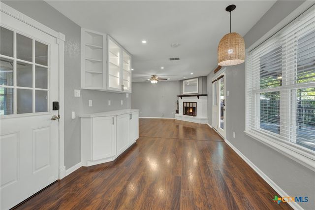 925 Lazy Trail, New Braunfels, TX 78130