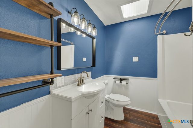 925 Lazy Trail, New Braunfels, TX 78130
