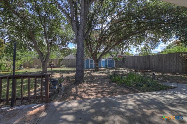 925 Lazy Trail, New Braunfels, TX 78130