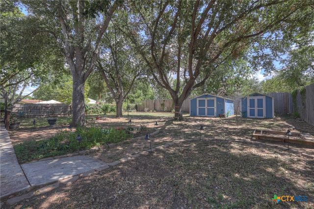 925 Lazy Trail, New Braunfels, TX 78130