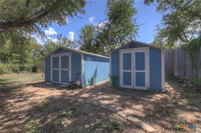 925 Lazy Trail, New Braunfels, TX 78130