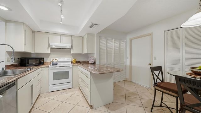 3784 PINECONE COURT 159, Sarasota, FL 34238