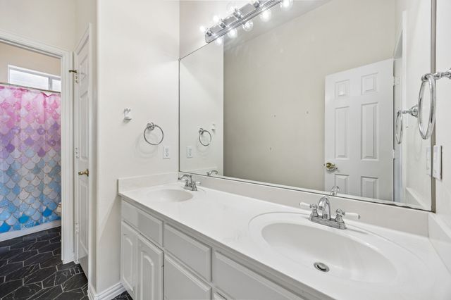 403 Hideaway Court, Euless, TX 76039