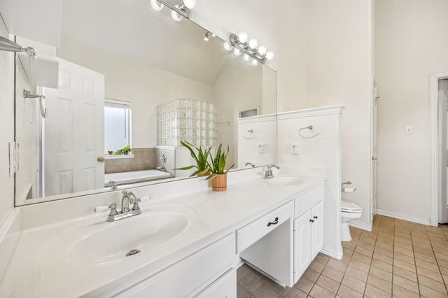 403 Hideaway Court, Euless, TX 76039