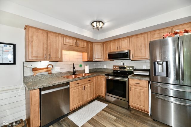 8224 S Dyson Drive, Nineveh, IN 46164