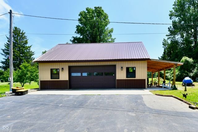8224 S Dyson Drive, Nineveh, IN 46164