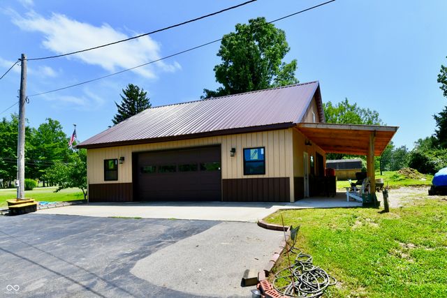8224 S Dyson Drive, Nineveh, IN 46164