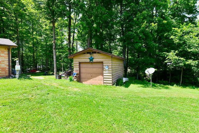8224 S Dyson Drive, Nineveh, IN 46164