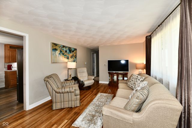 8224 S Dyson Drive, Nineveh, IN 46164