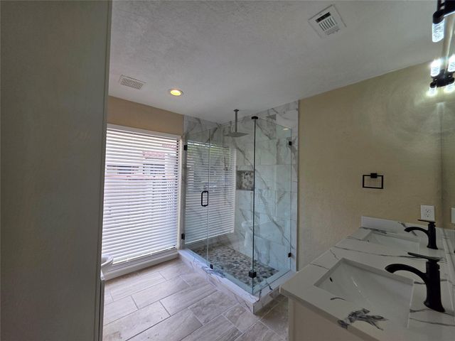 16406 Brook Forest Drive, Houston, TX 77059