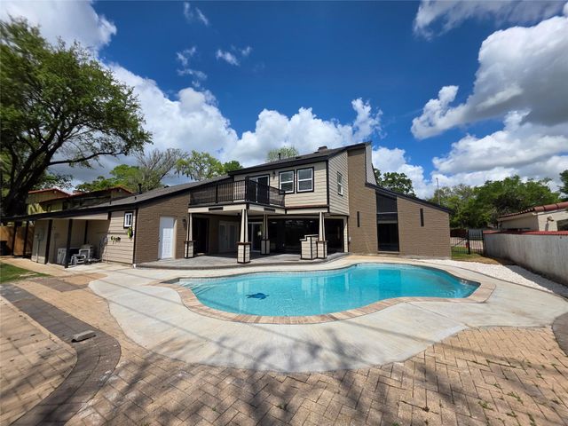 16406 Brook Forest Drive, Houston, TX 77059