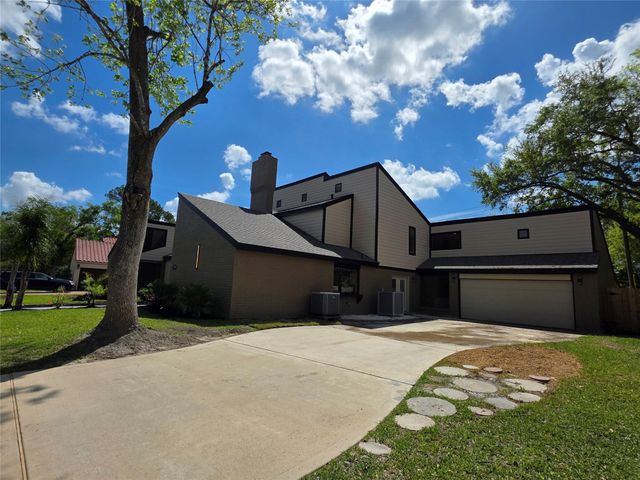 16406 Brook Forest Drive, Houston, TX 77059
