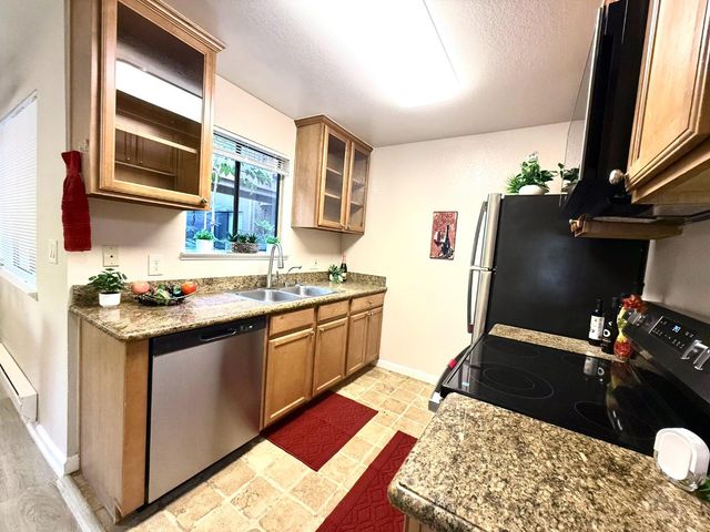 2250 Monroe Street 133, Santa Clara, CA 95050