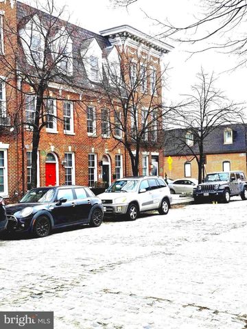 704 S BOND ST, Baltimore, MD 21231