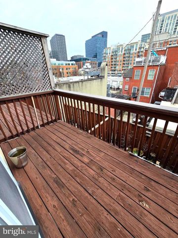 704 S BOND ST, Baltimore, MD 21231