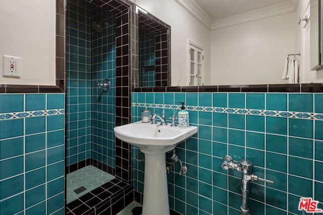 1345 N Hayworth Avenue 2, West Hollywood, CA 90046
