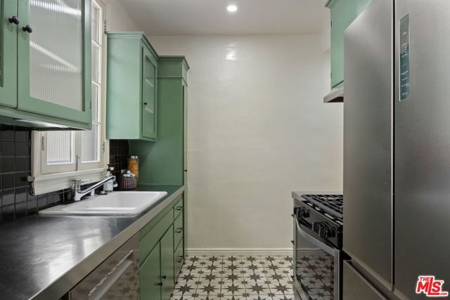 1345 N Hayworth Avenue 2, West Hollywood, CA 90046