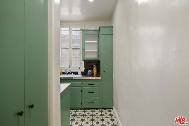 1345 N Hayworth Avenue 2, West Hollywood, CA 90046