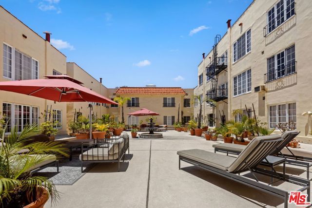 1345 N Hayworth Avenue 2, West Hollywood, CA 90046