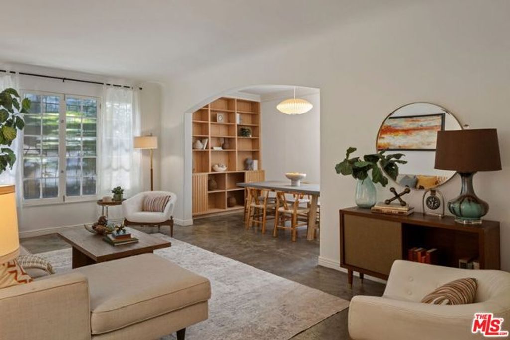 1345 N Hayworth Avenue 2, West Hollywood, CA 90046