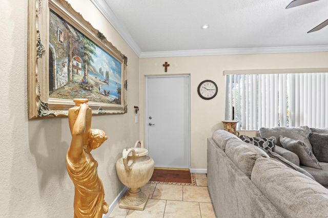 3100 Springdale Boulevard 308, Palm Springs, FL 33461