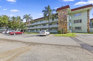 3100 Springdale Boulevard 308, Palm Springs, FL 33461