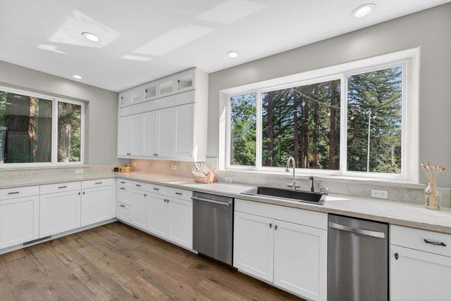 303 Sanborn Lane, Felton, CA 95018