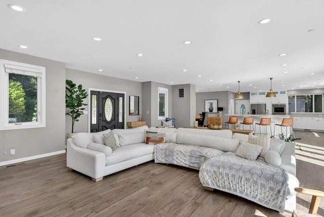 303 Sanborn Lane, Felton, CA 95018