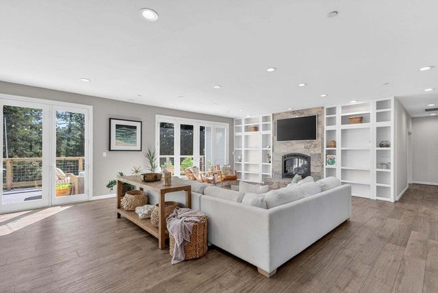 303 Sanborn Lane, Felton, CA 95018