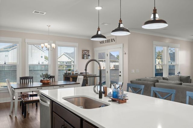 140 Westfield Drive, Ridgeville, SC 29472