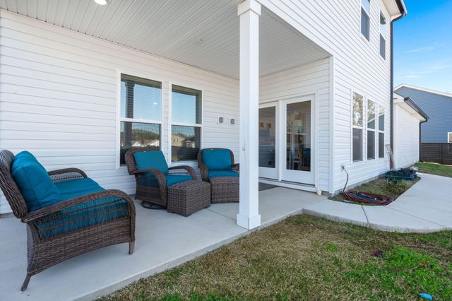 140 Westfield Drive, Ridgeville, SC 29472